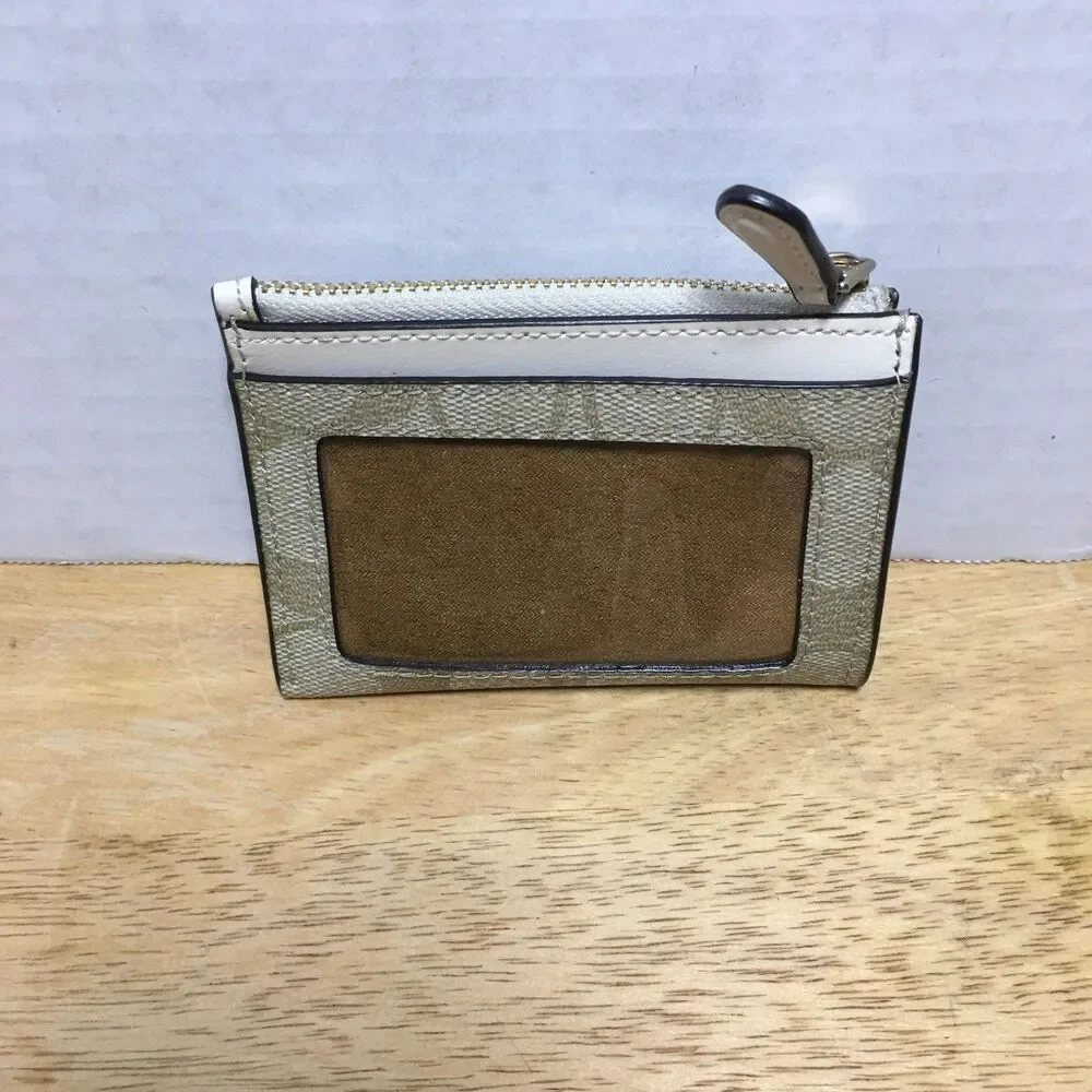 COACH Khaki And Cream White Wallet Card Case ID Window, Key Ring, Exc Con Logo